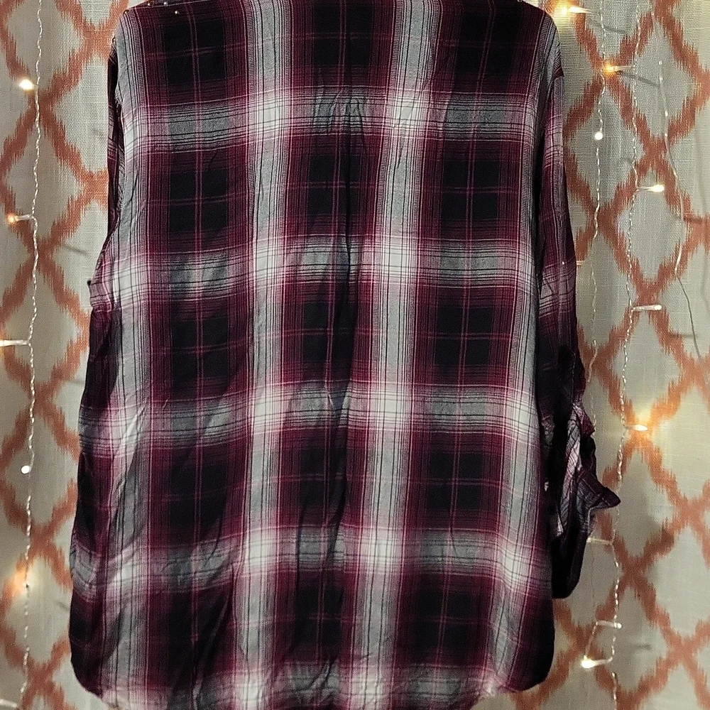 Women's Flannel - Picture 4 of 4